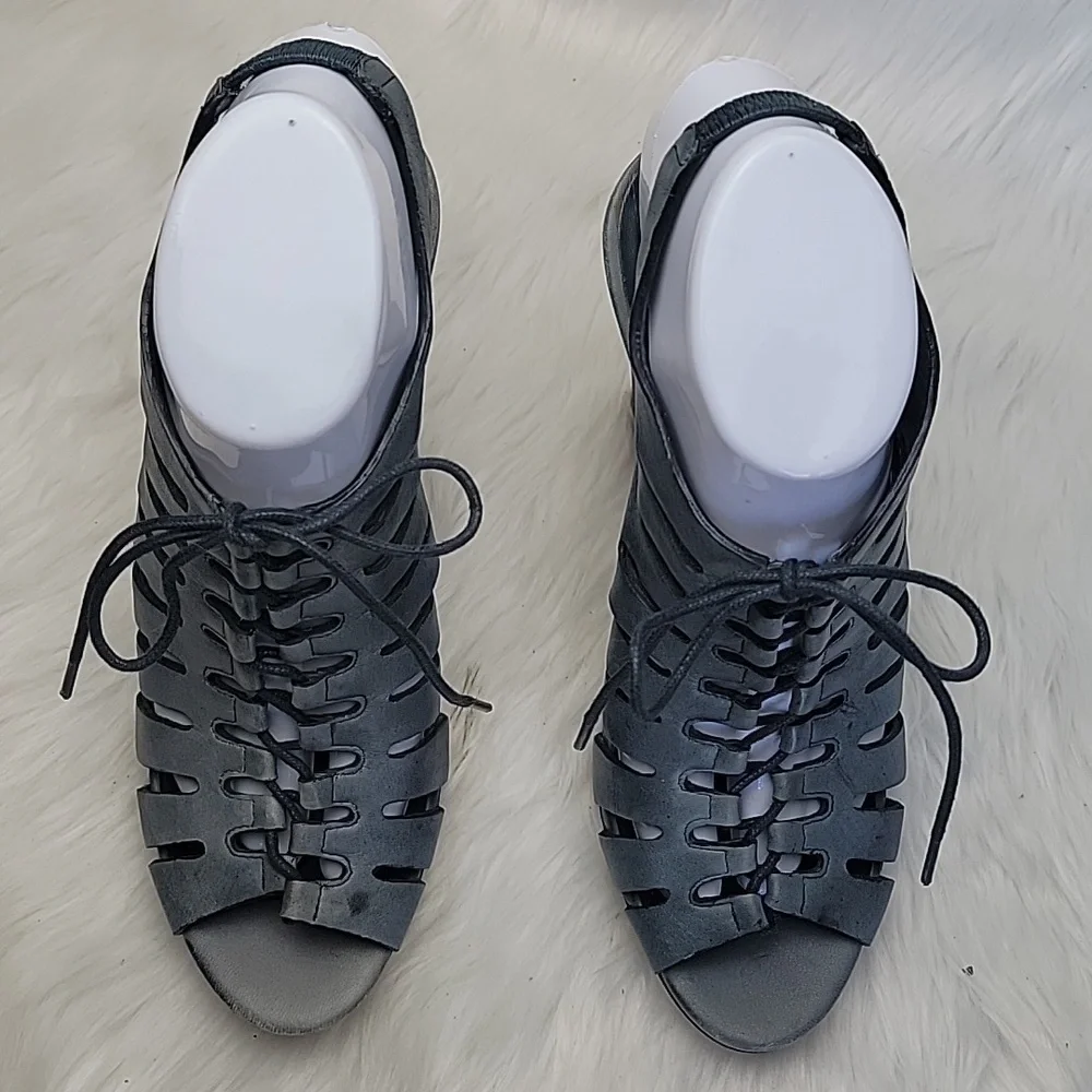 COLE HAAN Gray Blue Lace Up Cut Out Peep Toe Sling Back Wedge Sandal Heels 8 NeW